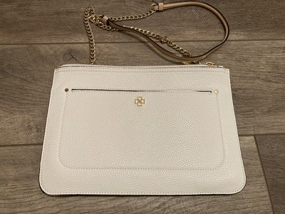 Like new! Ann Taylor white purse (HB73) #2314