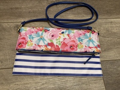 Like new! Punctuate flowered fold over bag (HB71) #2314