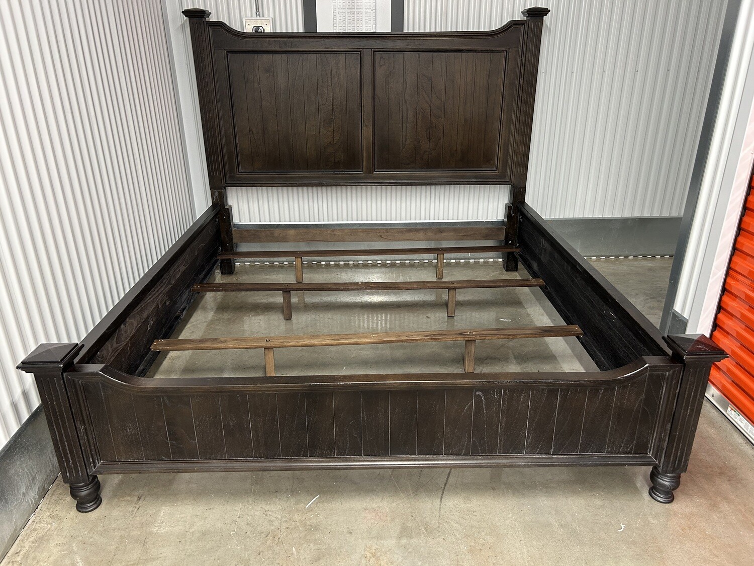 Rustic Whitewashed King Panel Bed, Bernie & Phyls #2324 ** 2.5 mos. to sell, full price