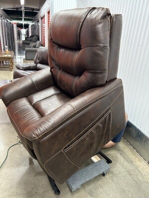 Like new! Brown faux-leather Lift Chair, with USB #2214