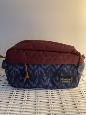 Like new! Eddie Bauer blue/burgundy bag (HB134) #2314