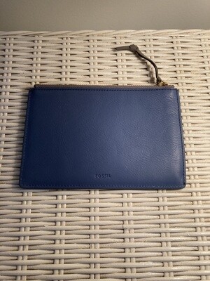 Like new! Fossil blue leather clutch (HB142) #2314