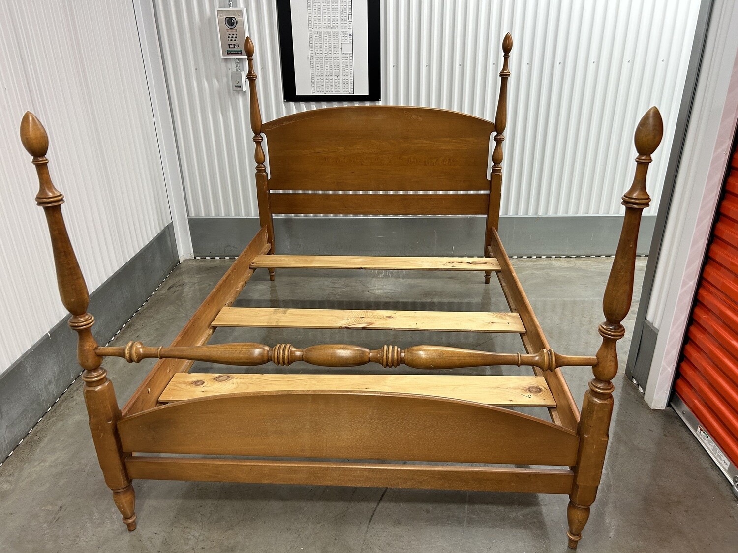 Vintage Full-size 4-poster Maple Bed #2118 ** 2 mos. to sell, full price