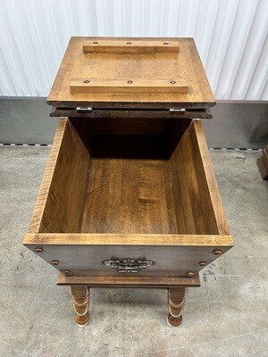 Vintage Maple End Table with storage #2123