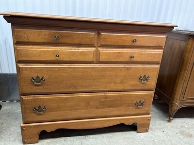 Maple 3-drawer Dresser #2133