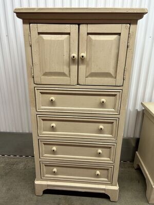 Broyhill "Painters Shed" Lingerie Chest, distressed, matching pieces #2214