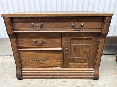 Antique Oak Washstand / storage cabinet #2118
