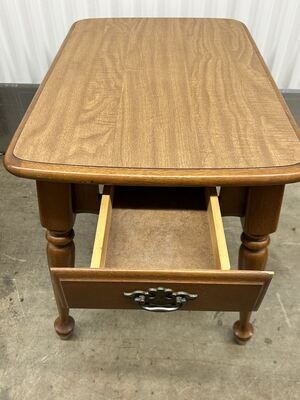 Maple End Table, laminate top #2123
