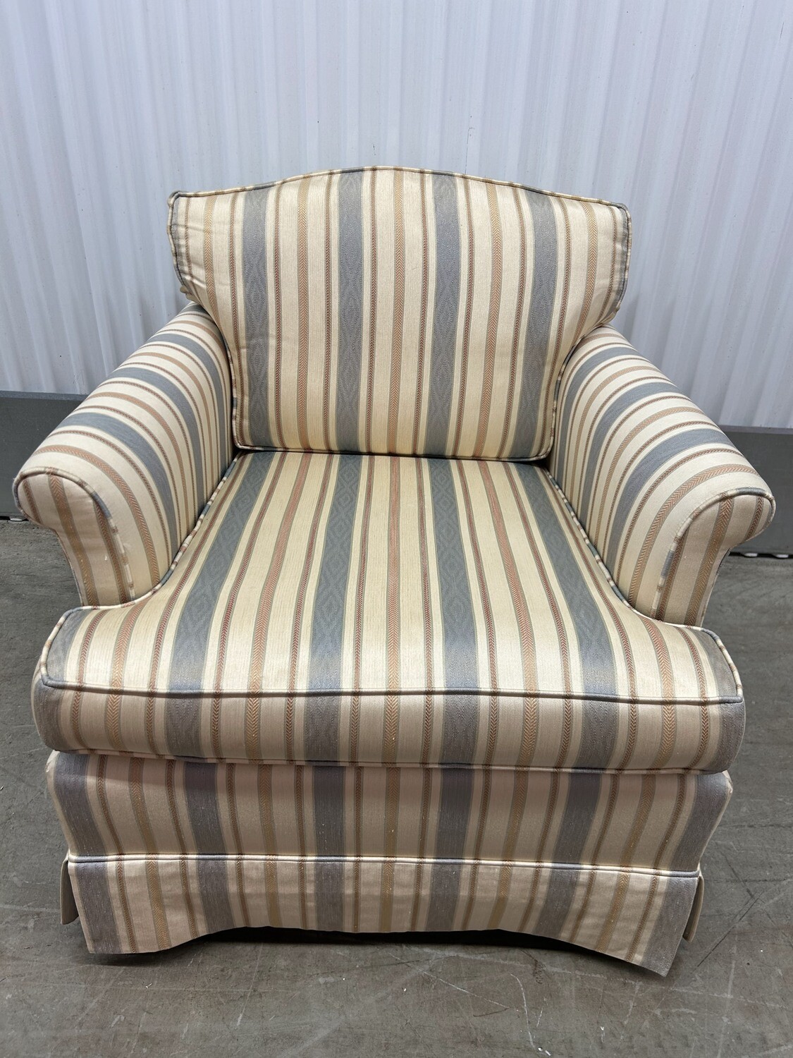 ** Ethan Allen Striped Arm Chair, nice! #2213 ** 1 mo. to sell, discounted $105