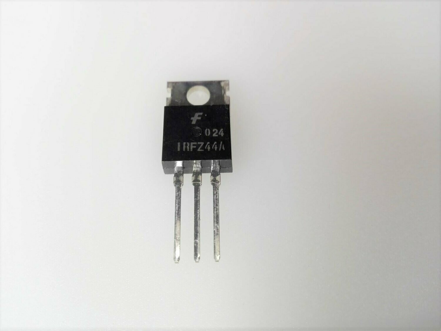 Transistor IRFZ44