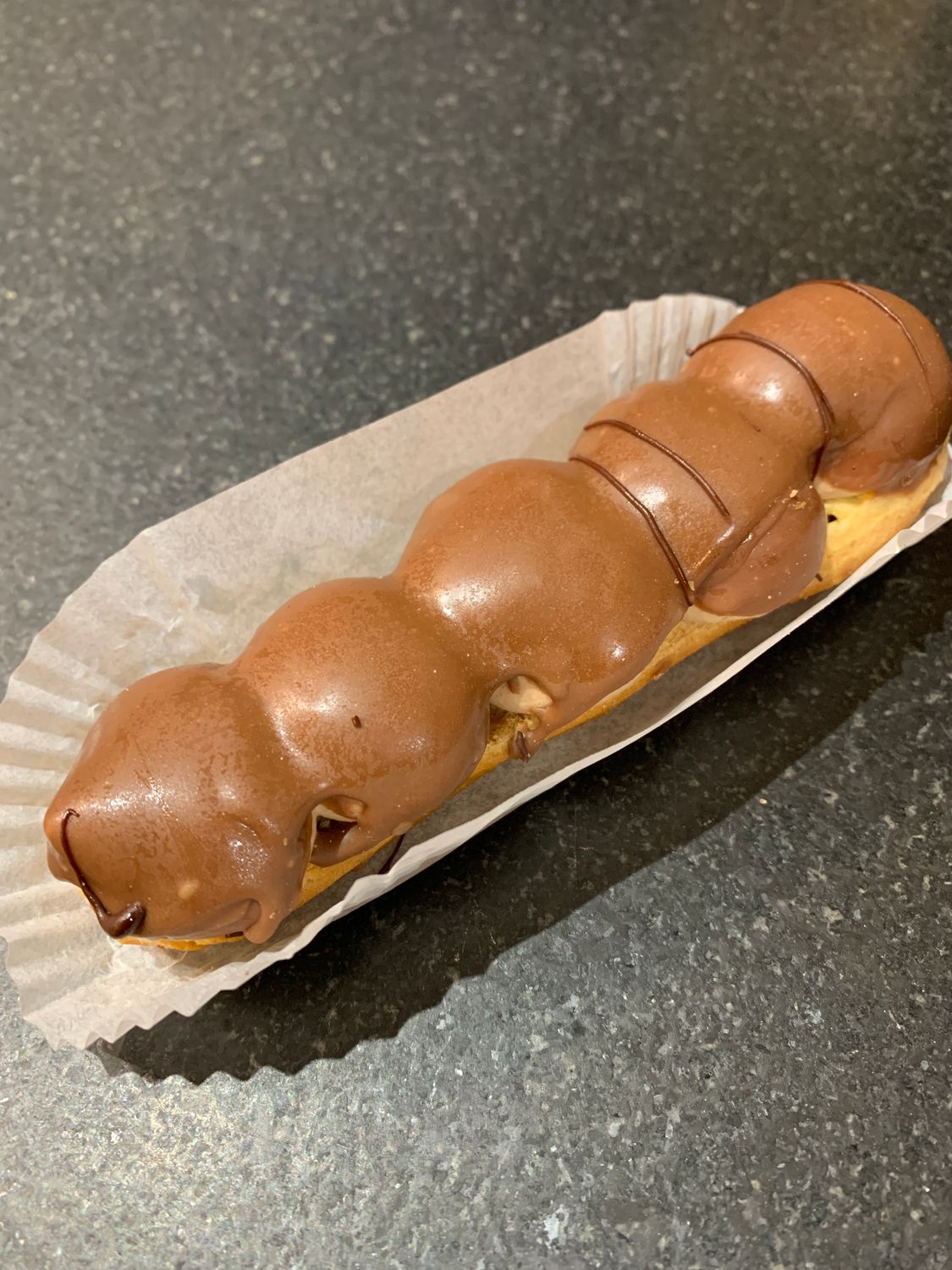 Eclair Bueno
