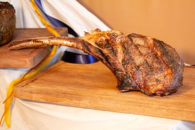 100% USDA Prime Black Angus Tomahawk
