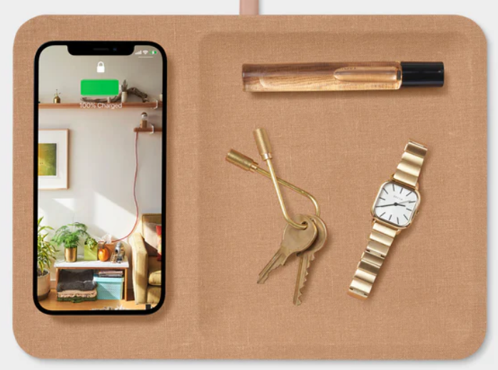 Cour Catch3 Linen iPhone Valet Charger - Camel