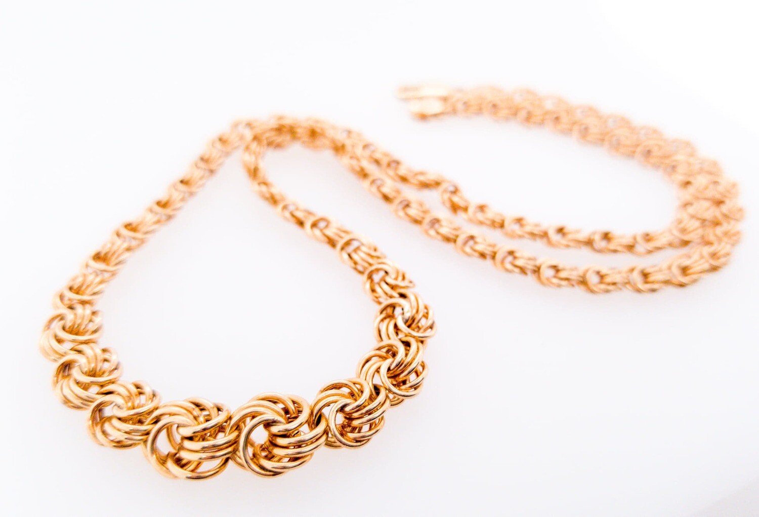 800-100-201203 13gram Rosette necklace. 800-100-201203 13gram Rosette necklace.