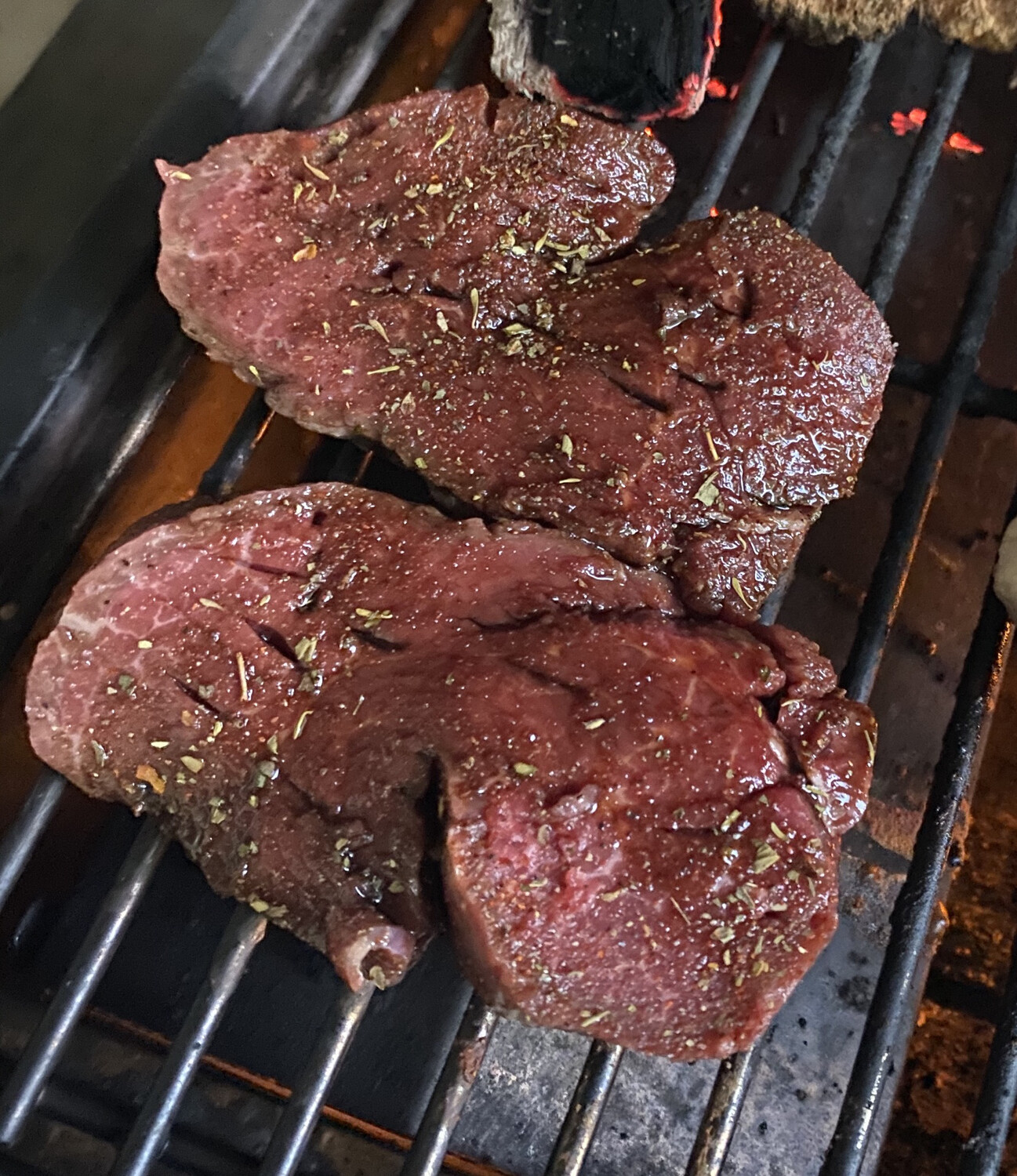 BEEF TENDERLOIN MEDALLIONS BEEF TENDERLOIN MEDALLIONS