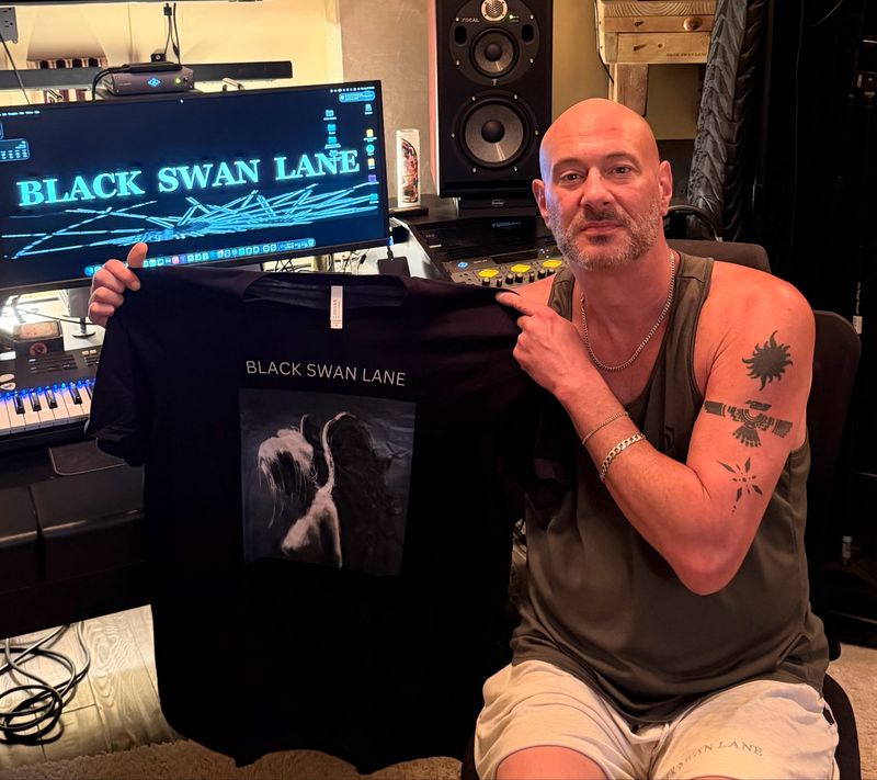 THE MESSENGER CUSTOM SOFT CANVA T-SHIRT XXL SIZE