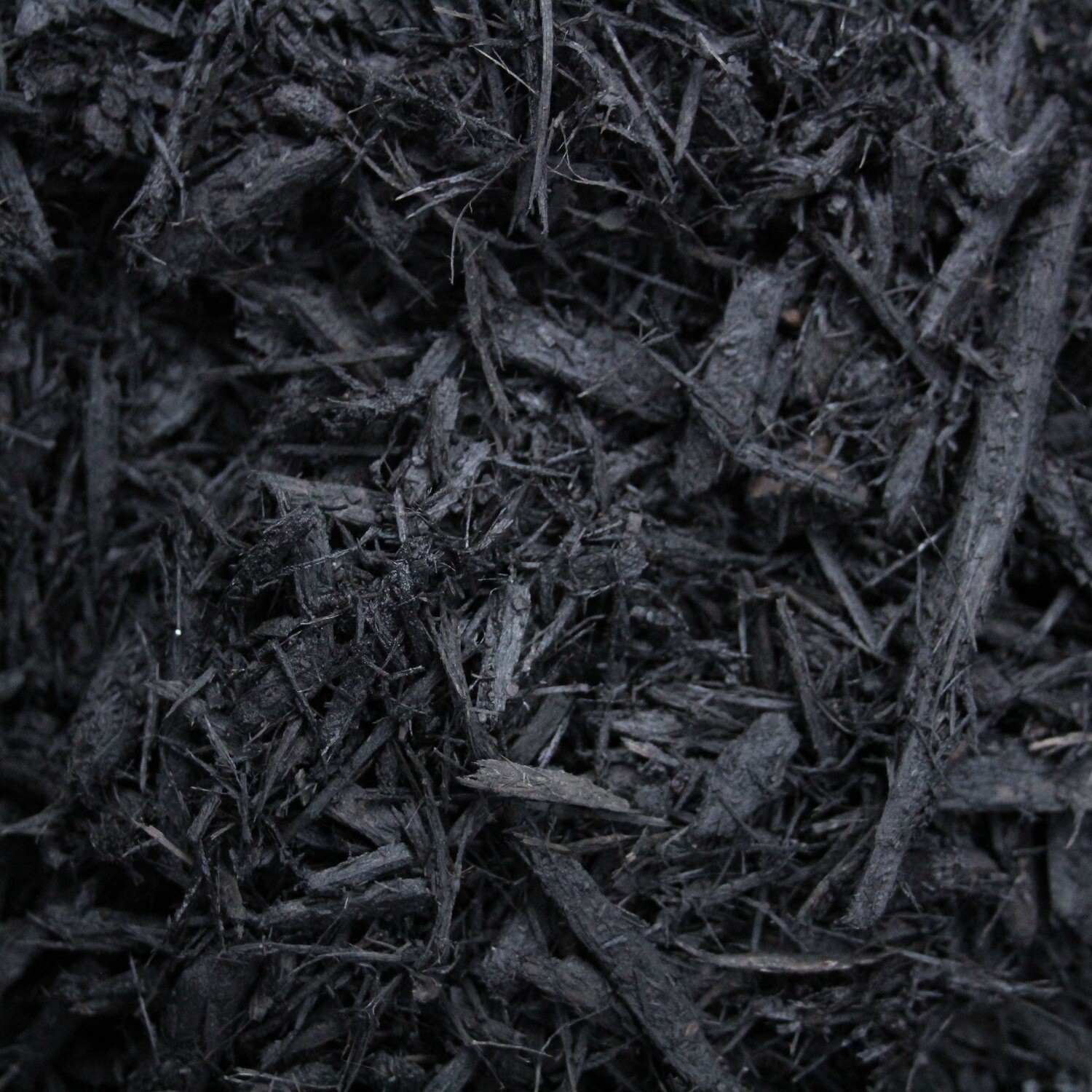 Black Dyed Triple Shred Mulch