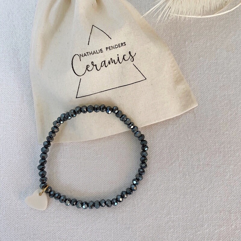 Bracelet perles coeur gris anthracite