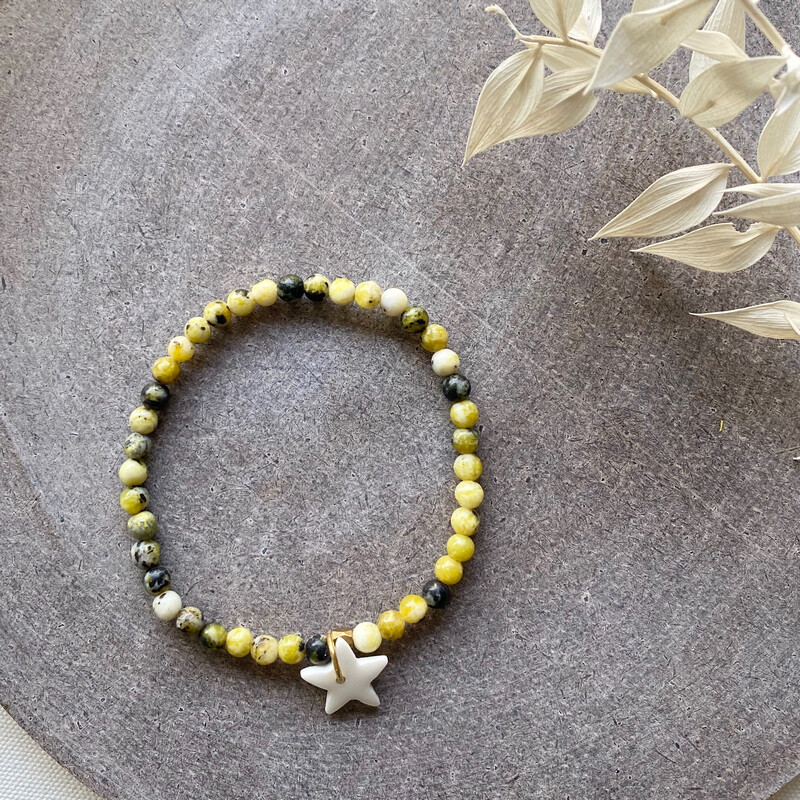 Bracelet perles vert étoile 