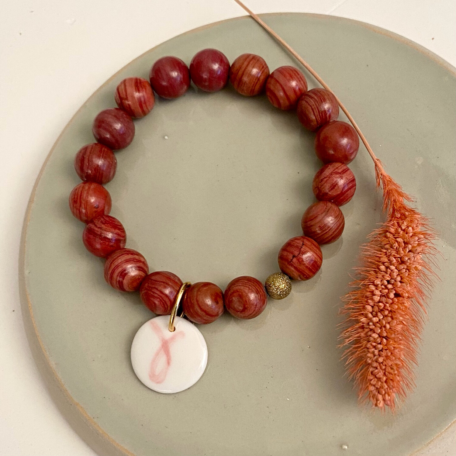 Ensemble d'icônes de ruban rose et de coeur Signe et symbole de