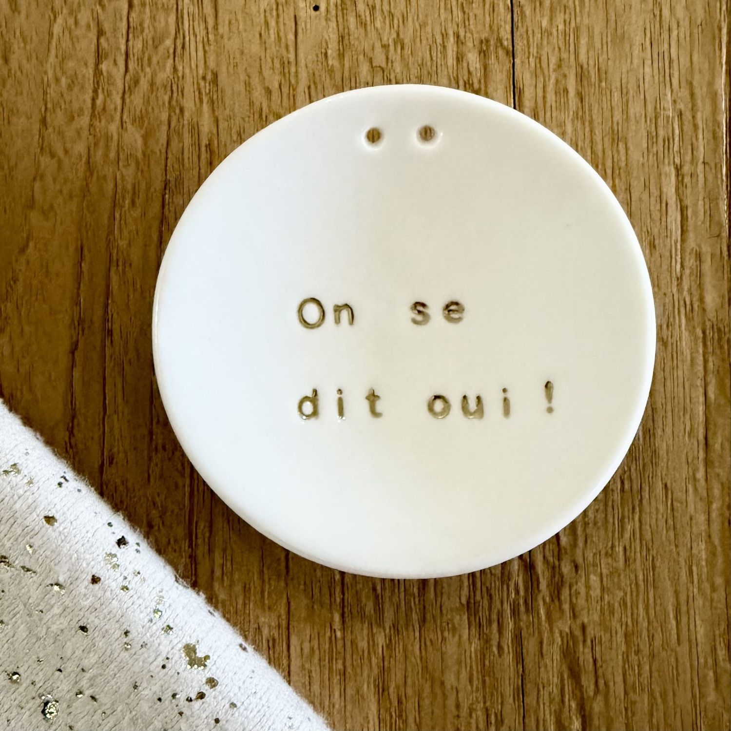 Coupelle porte-alliances en porcelaine - On se dit oui !
