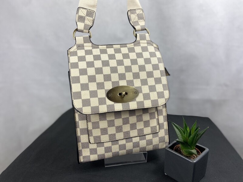 Cross body design