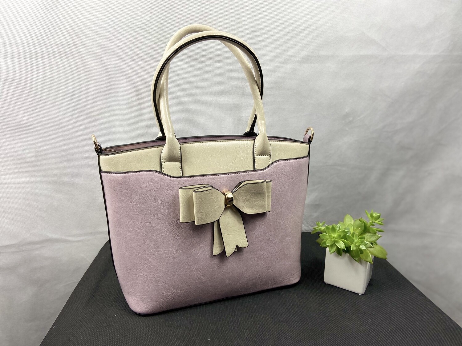 Fashion handbag