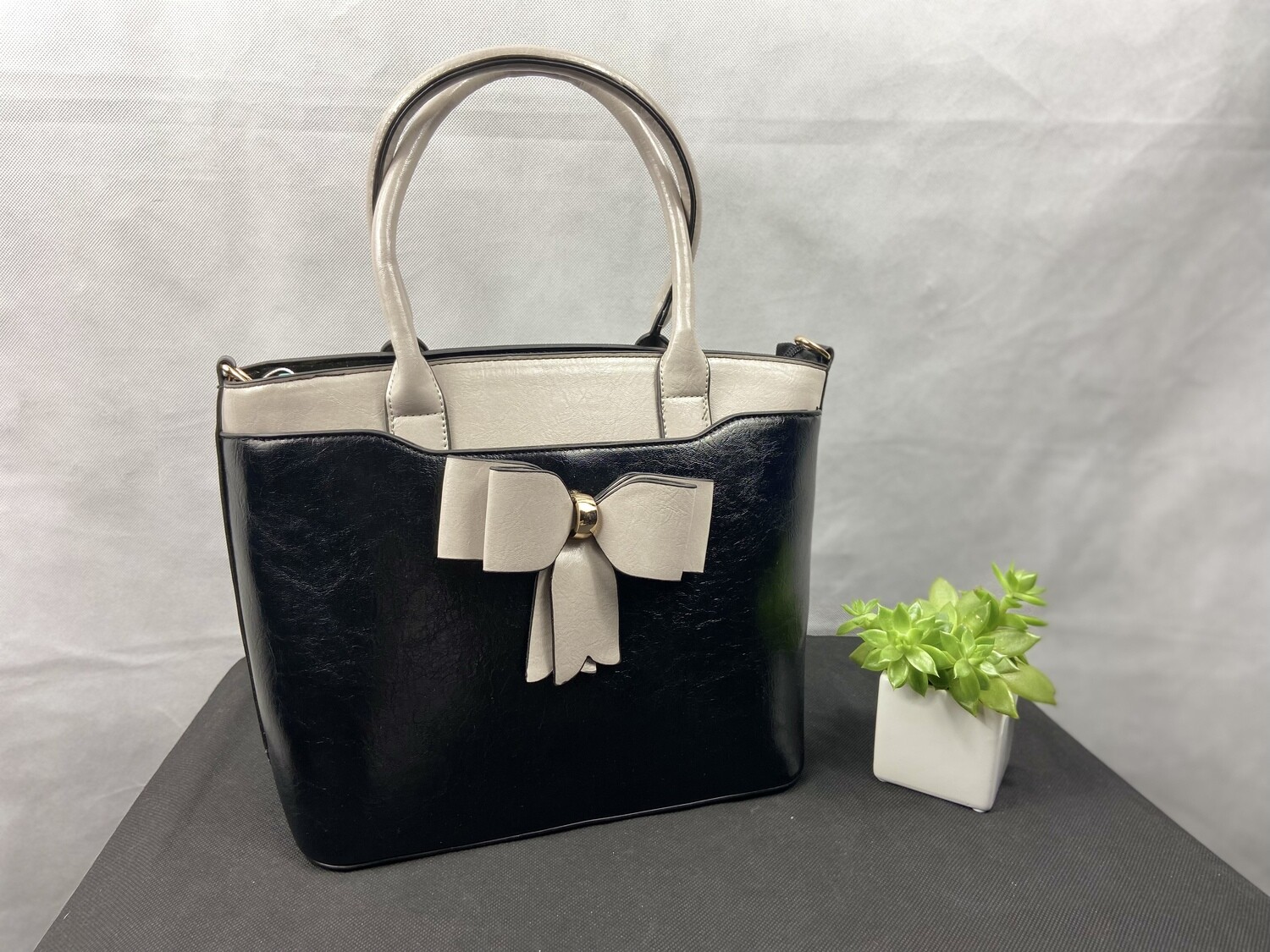 Fashion handbag