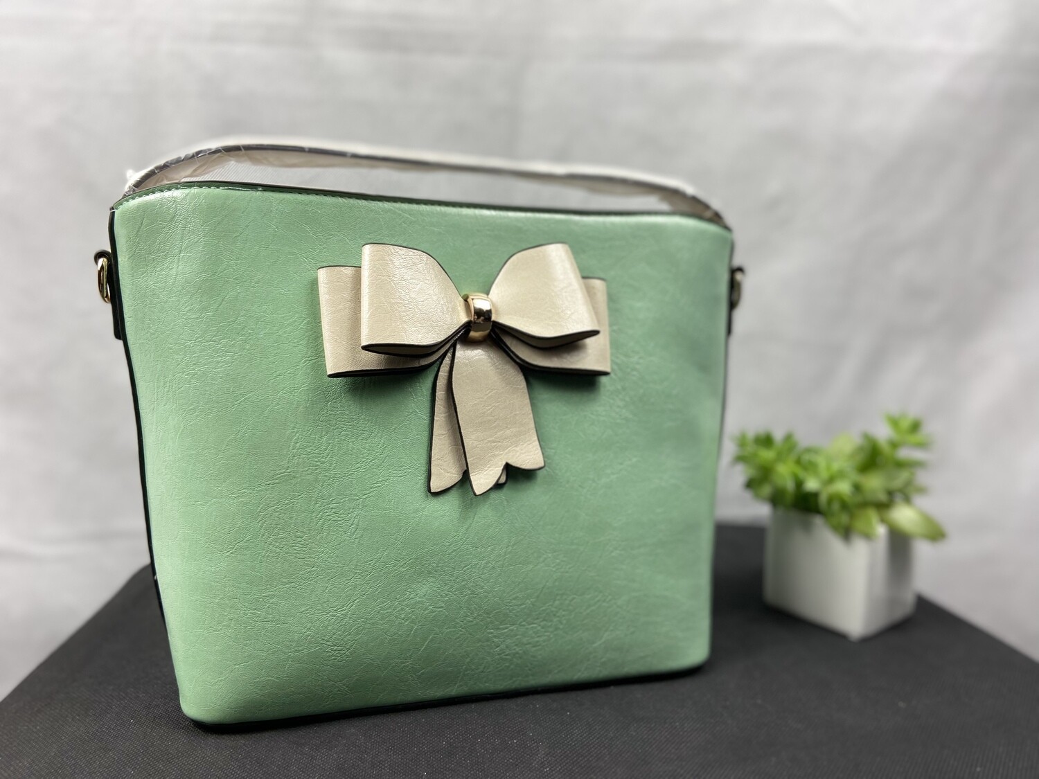 Fashion handbag