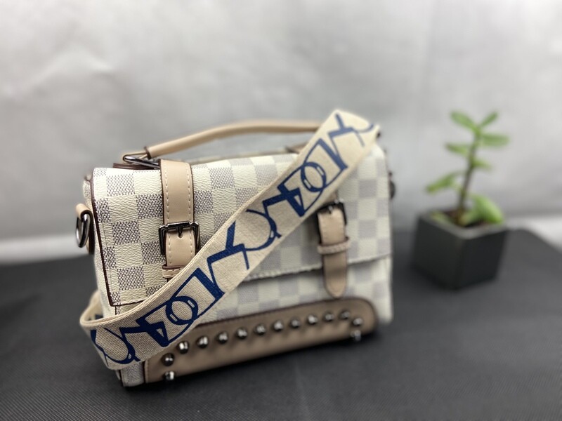 Fashion handbag