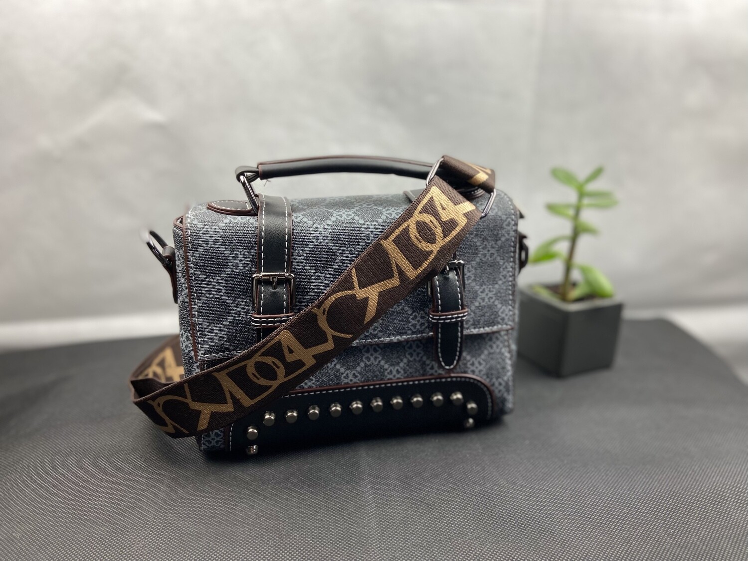 Fashion handbag