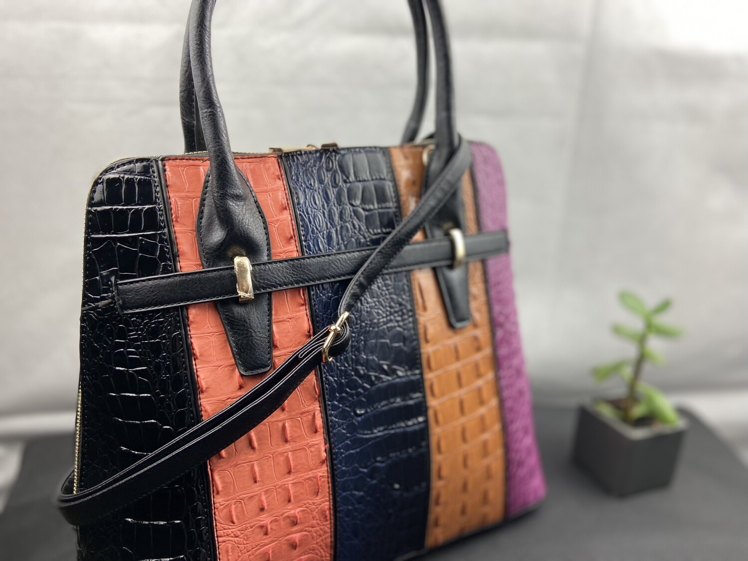 Fashion handbag