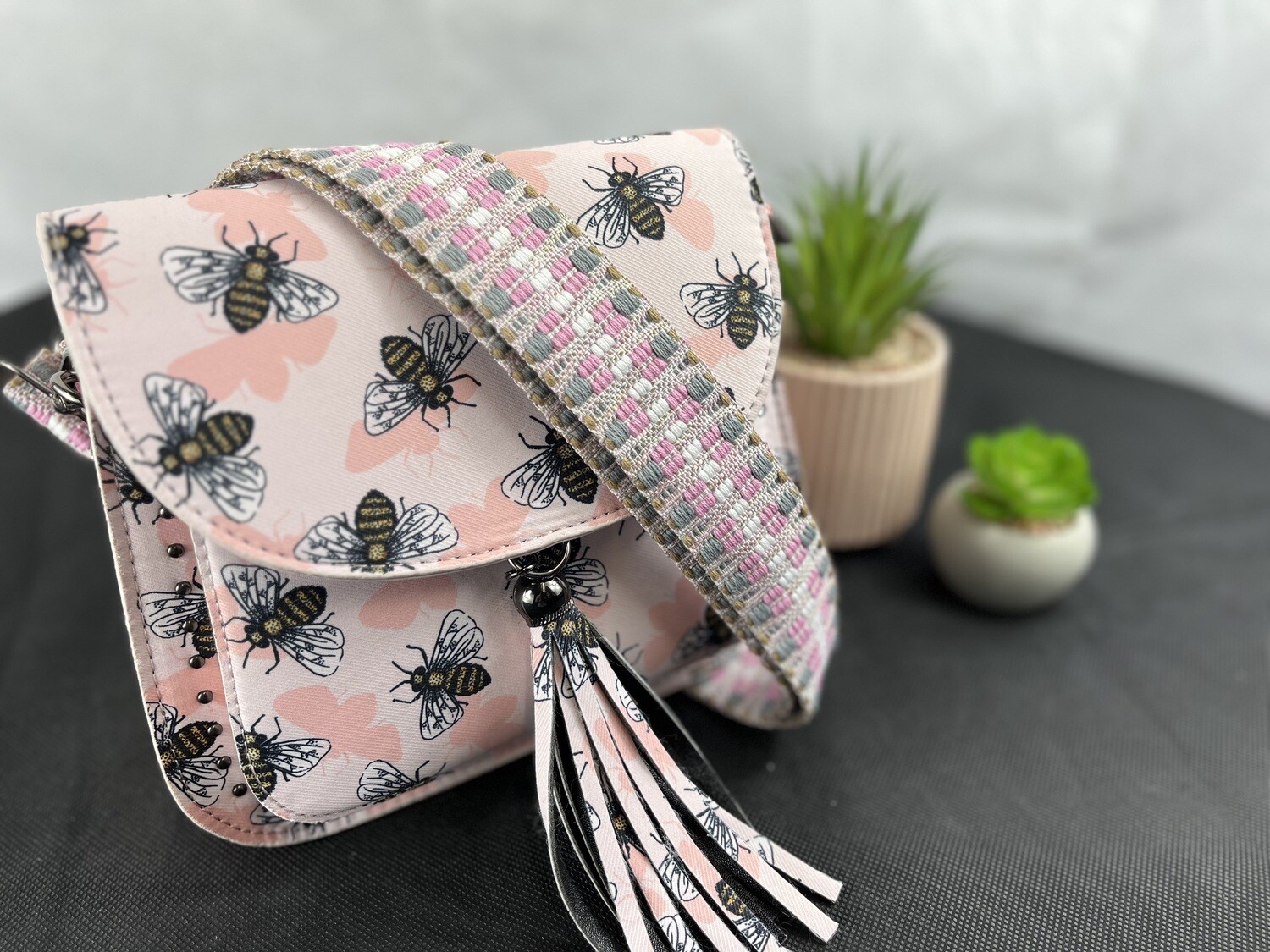 Bee print handbag
