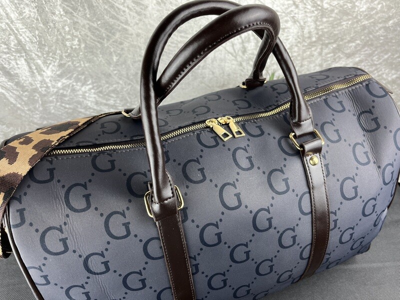 Grey Holdall