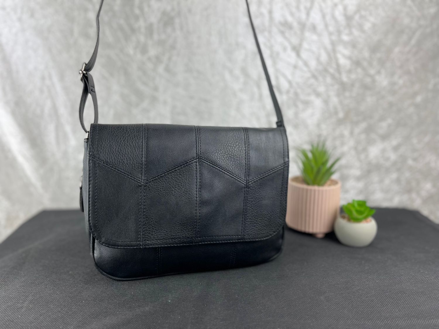 Everyday style handbag