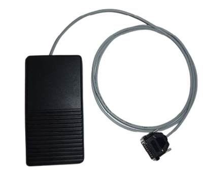 Fußtaster mit Anschlussstecker