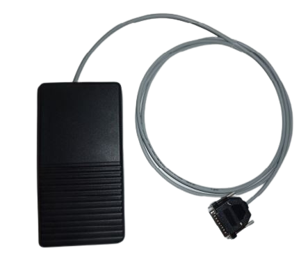 Fußtaster mit Anschlussstecker