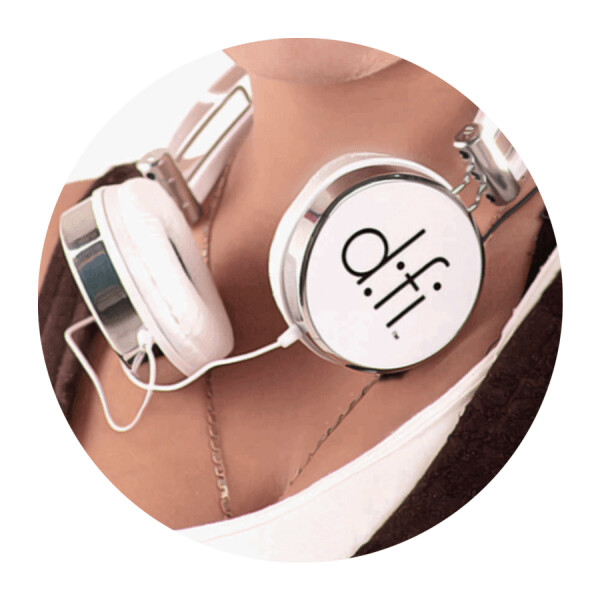 AUDIFONOS MEGA BEAT