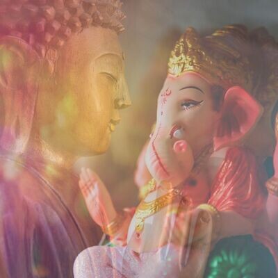 Budas, Ganeshas y tallas de madera