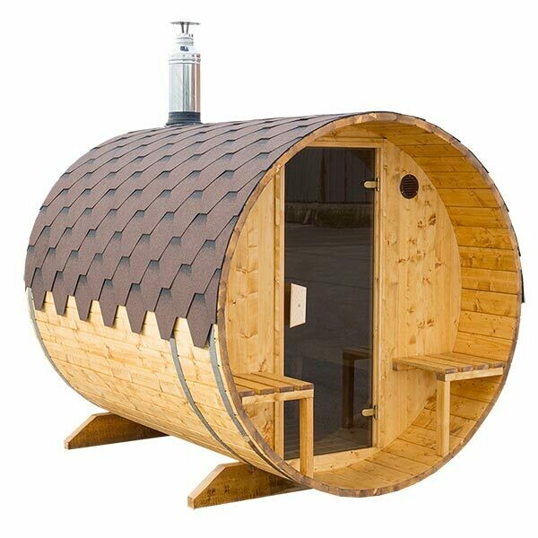 Fasssauna aus Thermoholz 2,4 Meter für 4 Personen mit Sitzen aussen. Fertig montiert mit Huum Holzofen