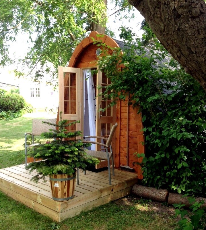 Sauna Pod 2,4 x 4,0 Meter für 4–6 Personen