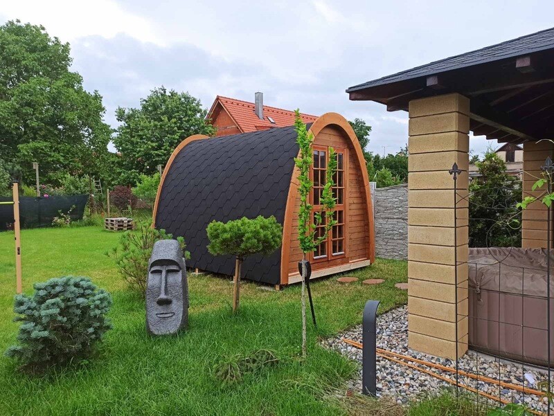 Sauna Pod 2,4 x 4,0 Meter für 4–6 Personen