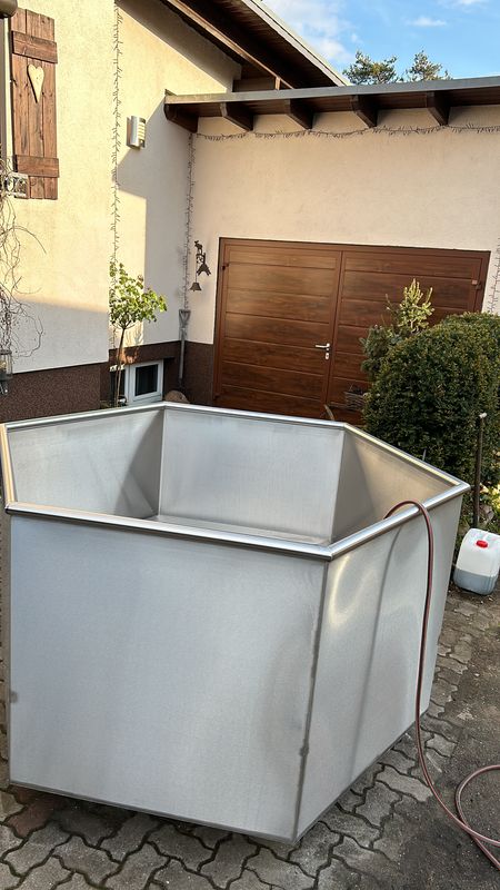 Edelstahlpools / Edelstahl-Badefässer