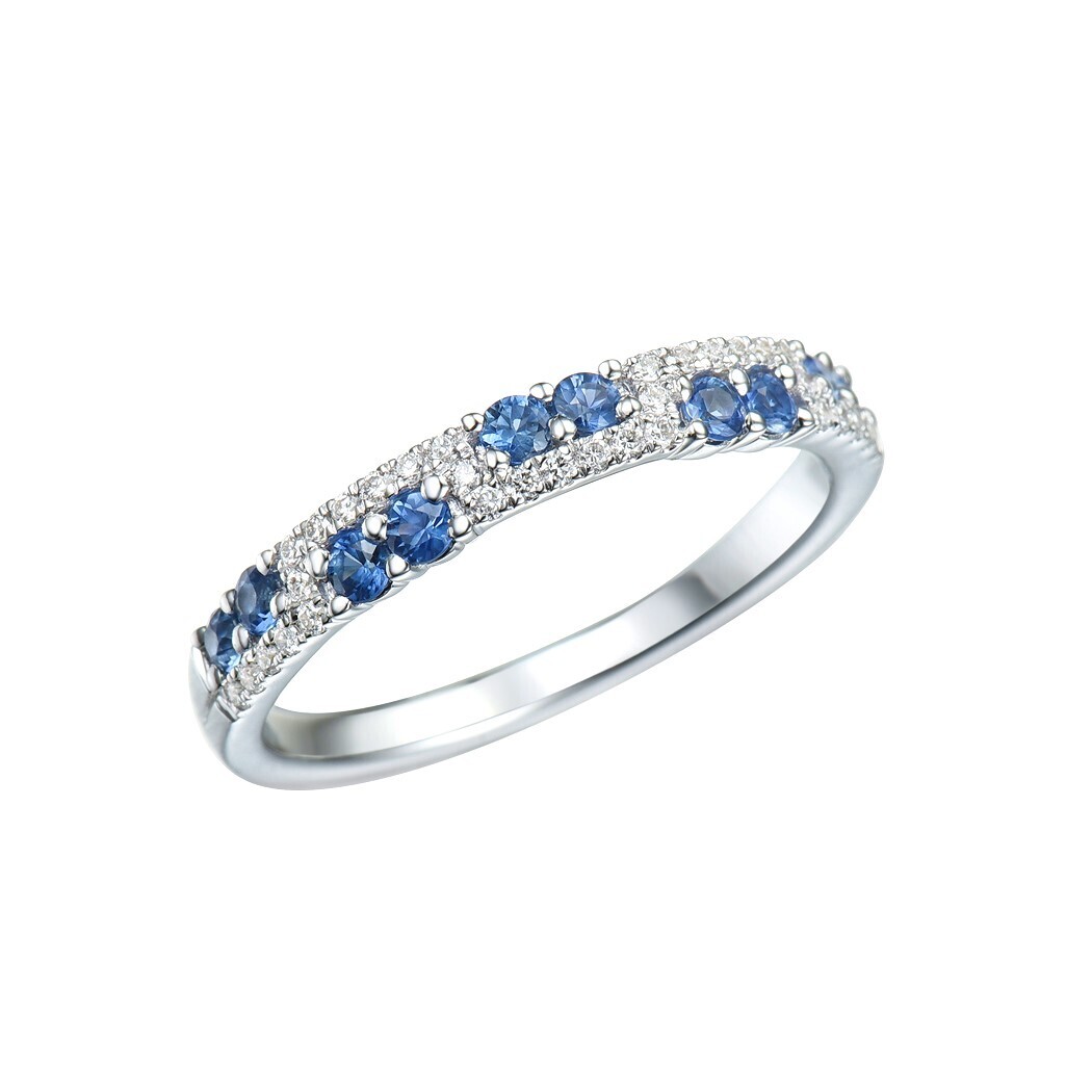 Sapphire and Diamond Ring in 18K White Gold