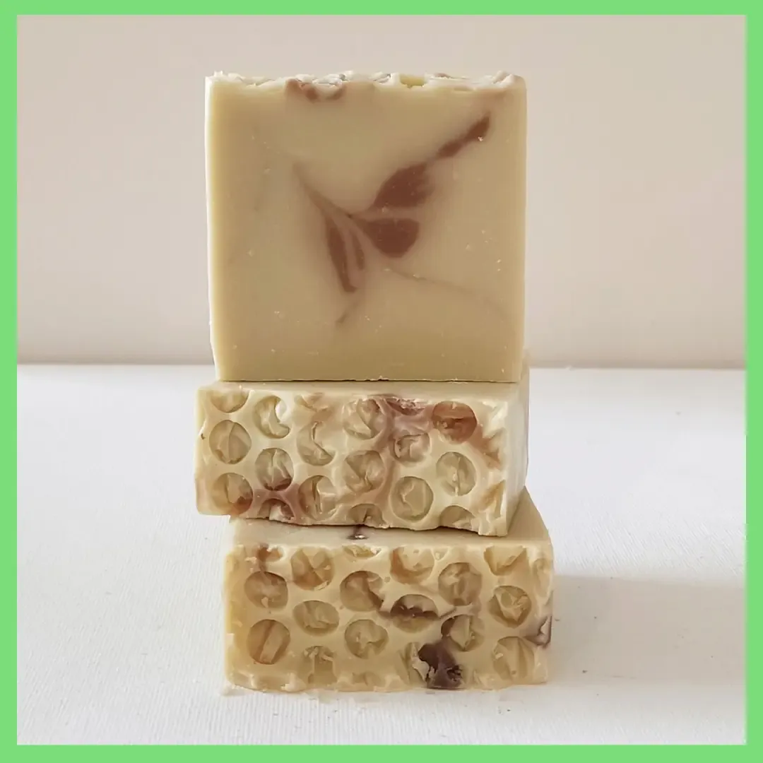 Flora&#39;s Soaps &amp; Oils