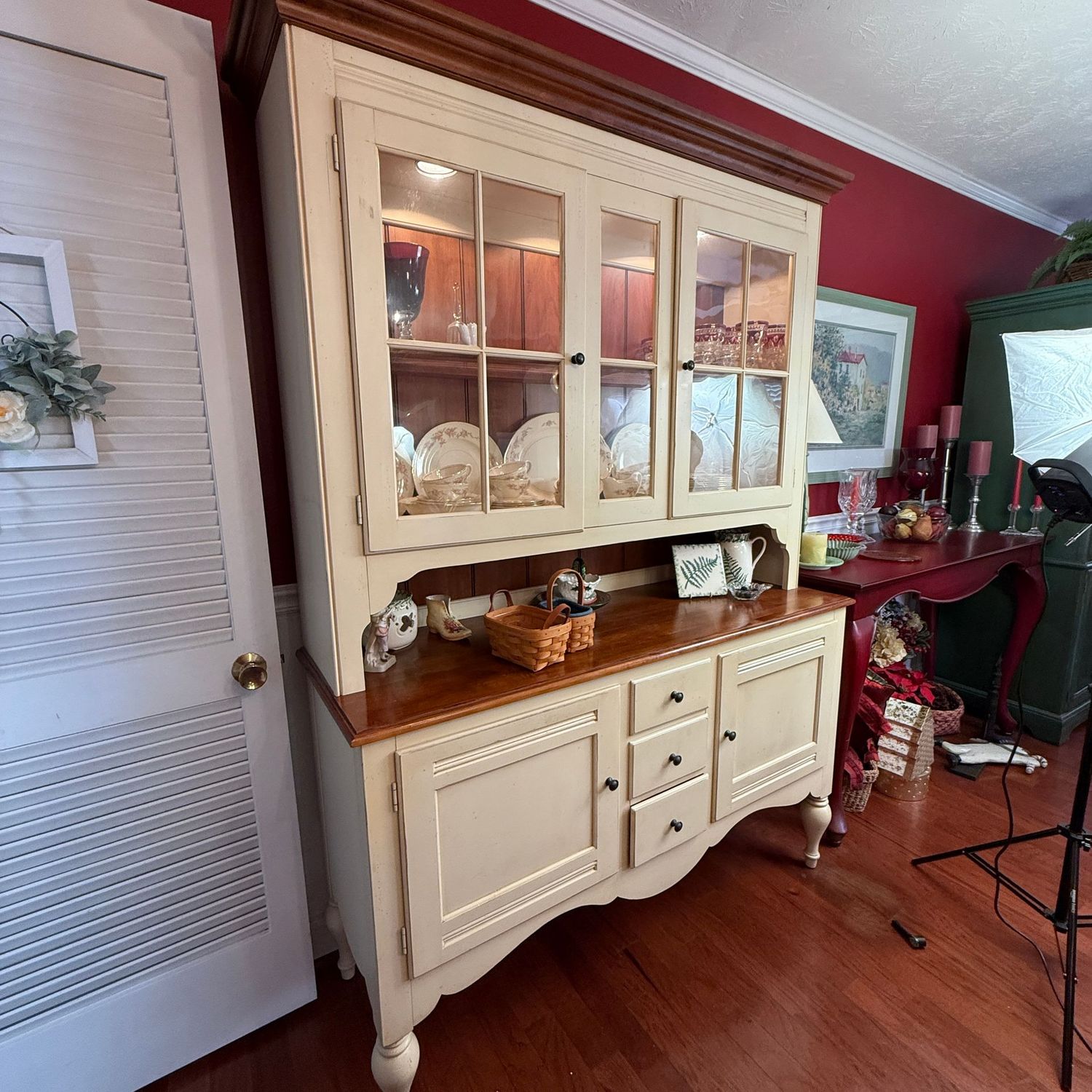Ethan Allen Country Crossings  lighted china cabinet, 2 pieces, upper cabinet is lighted, glass shelf inserts, distressed cream, adjustable shelving 6'5"H x 56"W x 19"D