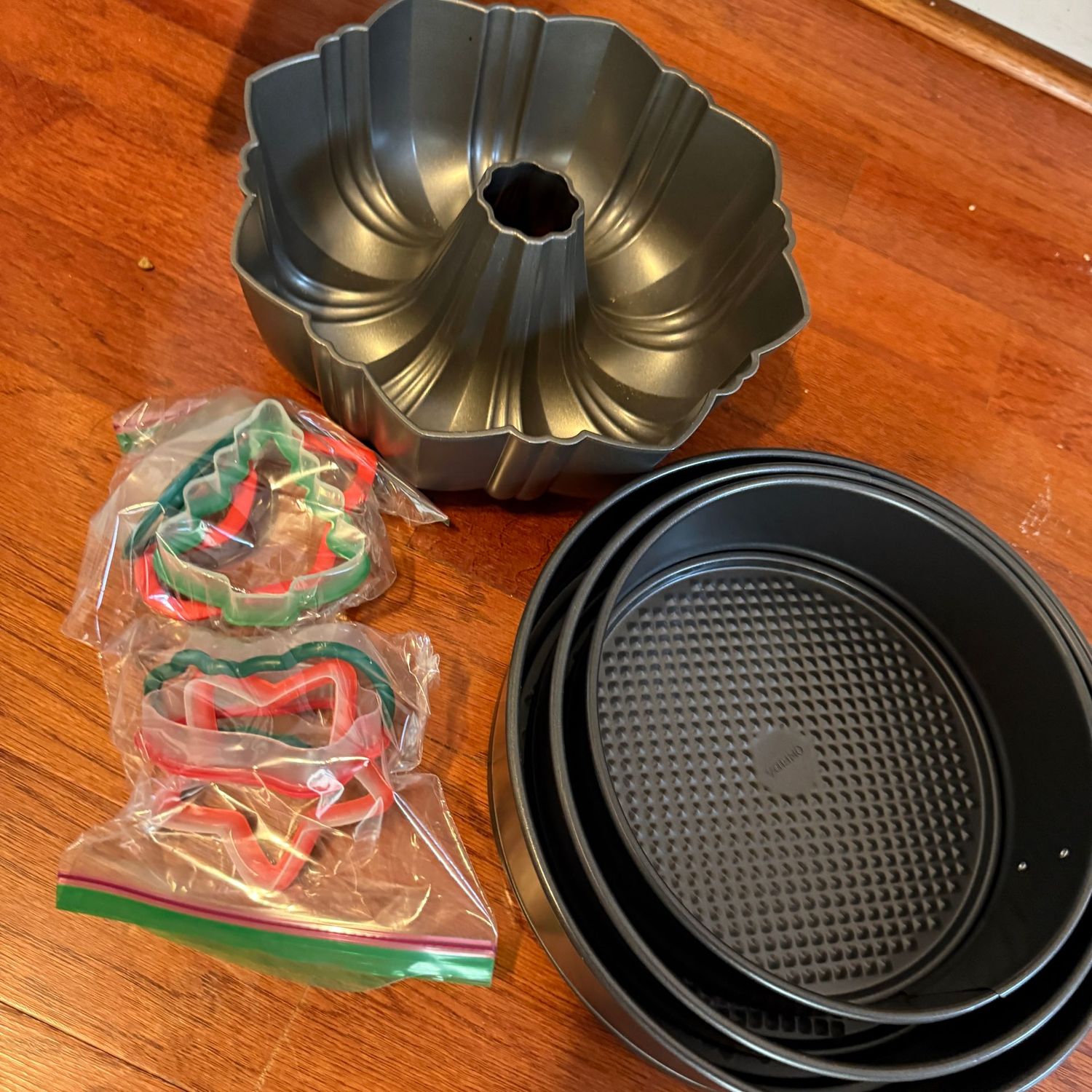 Cookie cutters, coated bundt and springform pans