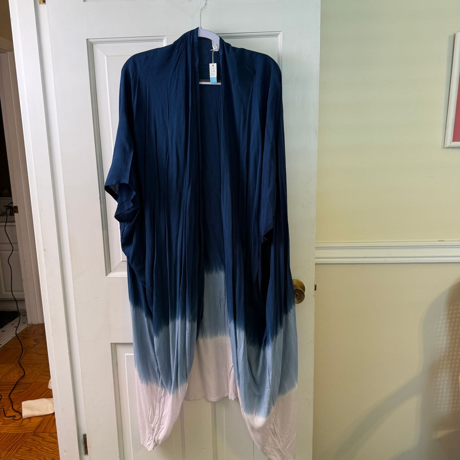 Suzie Blue one-size beach coverup, with tags