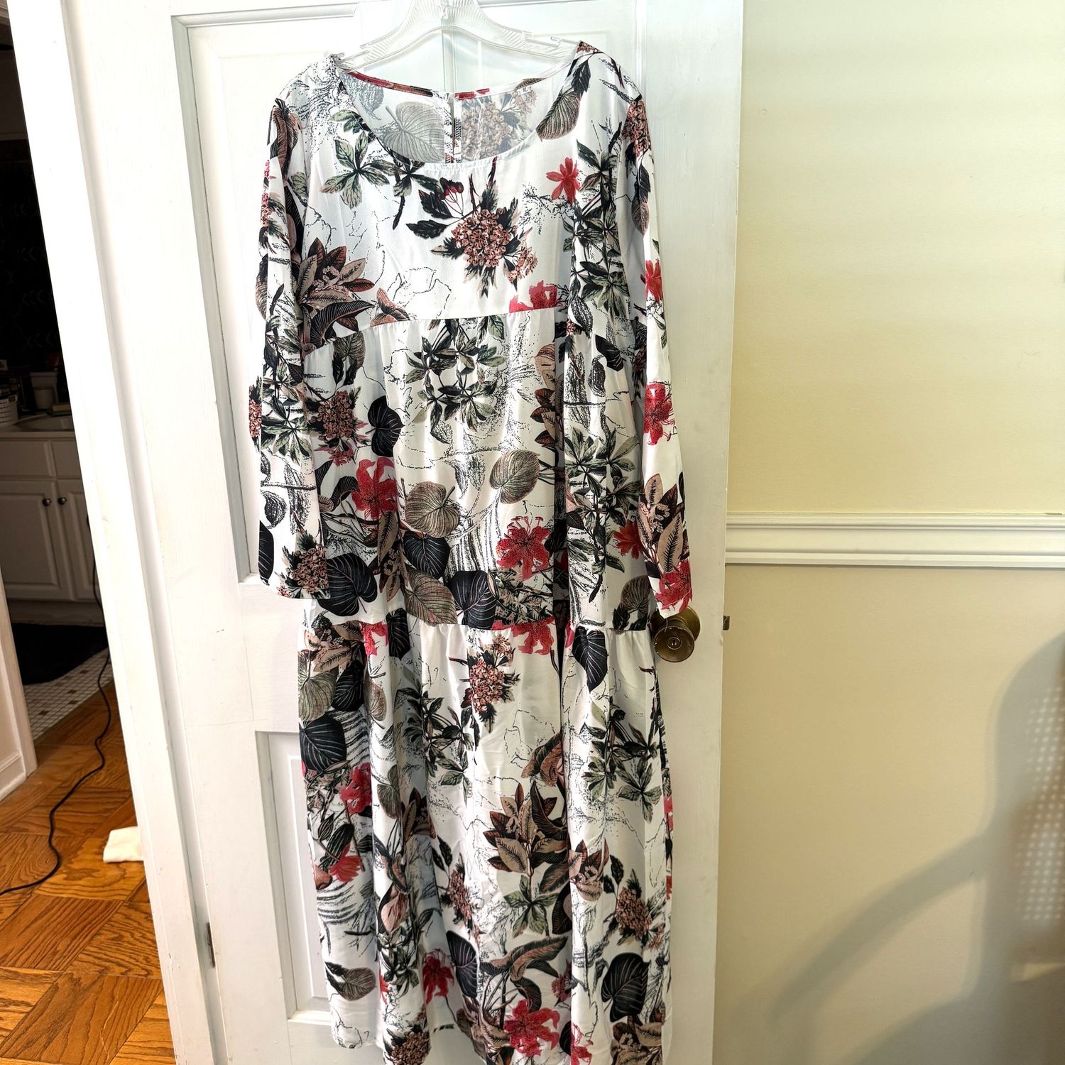 Fall floral semi-sheer comfortable dress, lined, size XL
