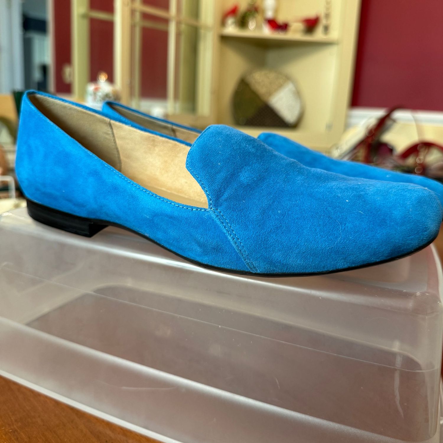 Blue suede Naturalizer shoes, some wear, women's size 8.5